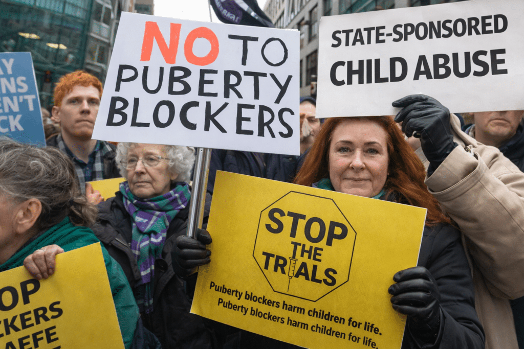 Protests Against Giving Puberty Blockers to Children - The Expose Protests Against Giving Puberty Blockers to Children